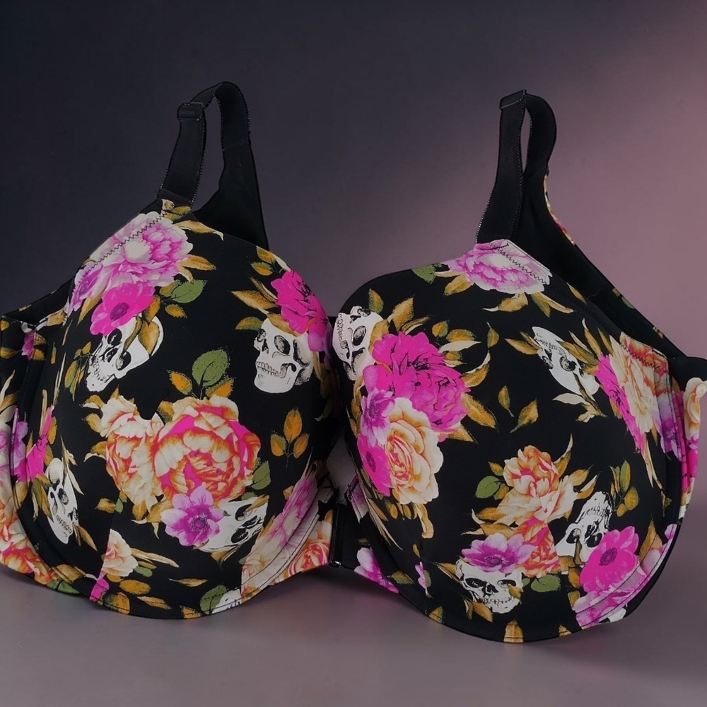 Torrid Curve Bra 40DDD Skull & Flowers Underwire Lined  Women's Front Hook